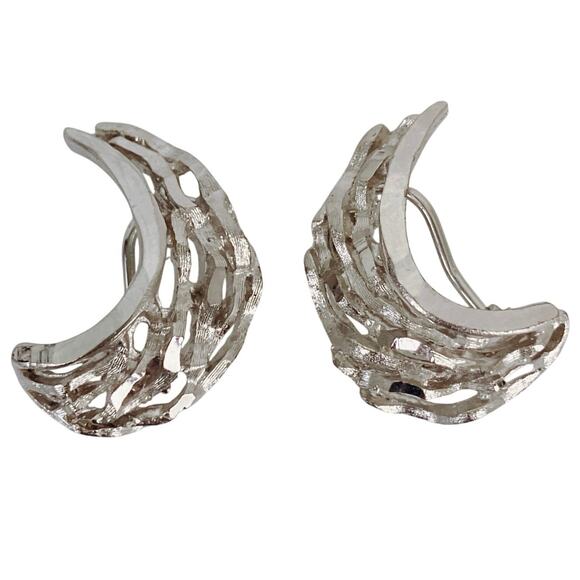 Vintage Silver Tone Modernist Abstract Openwork Crescent Moon Clip-On Earrings - Picture 1 of 10
